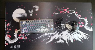 Das Fazit zum Nyfter Nyfpad XXL: Wenn eine Schreibtischauflage plötzlich zum technischen Argument wird